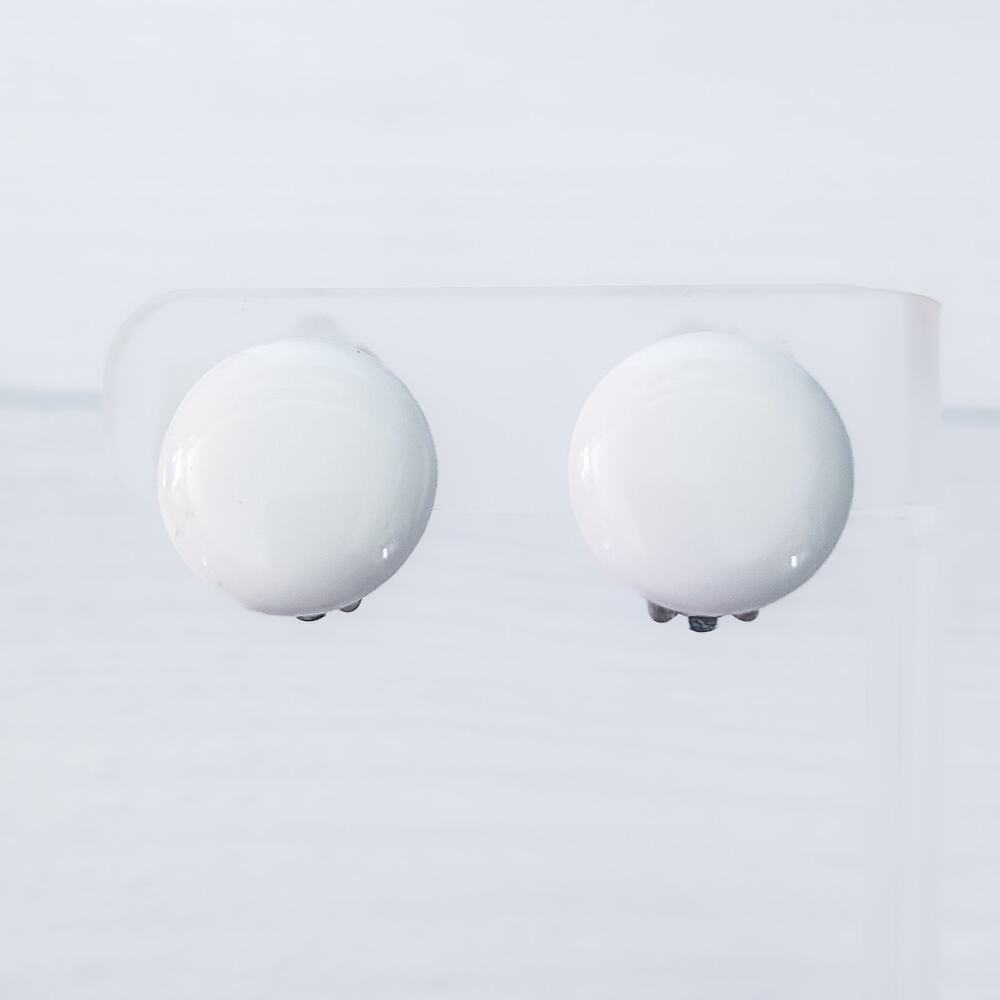 Vintage Lisner Clip On Earrings Retro White Circle 0.75"